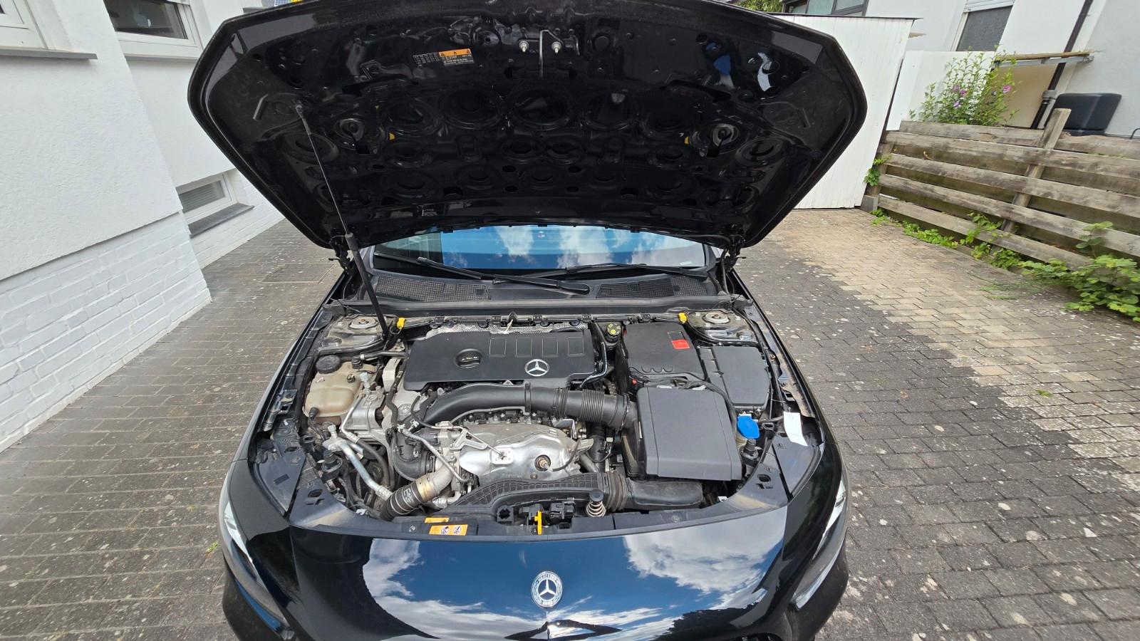 Mercedes-Benz A 250 DCT -
