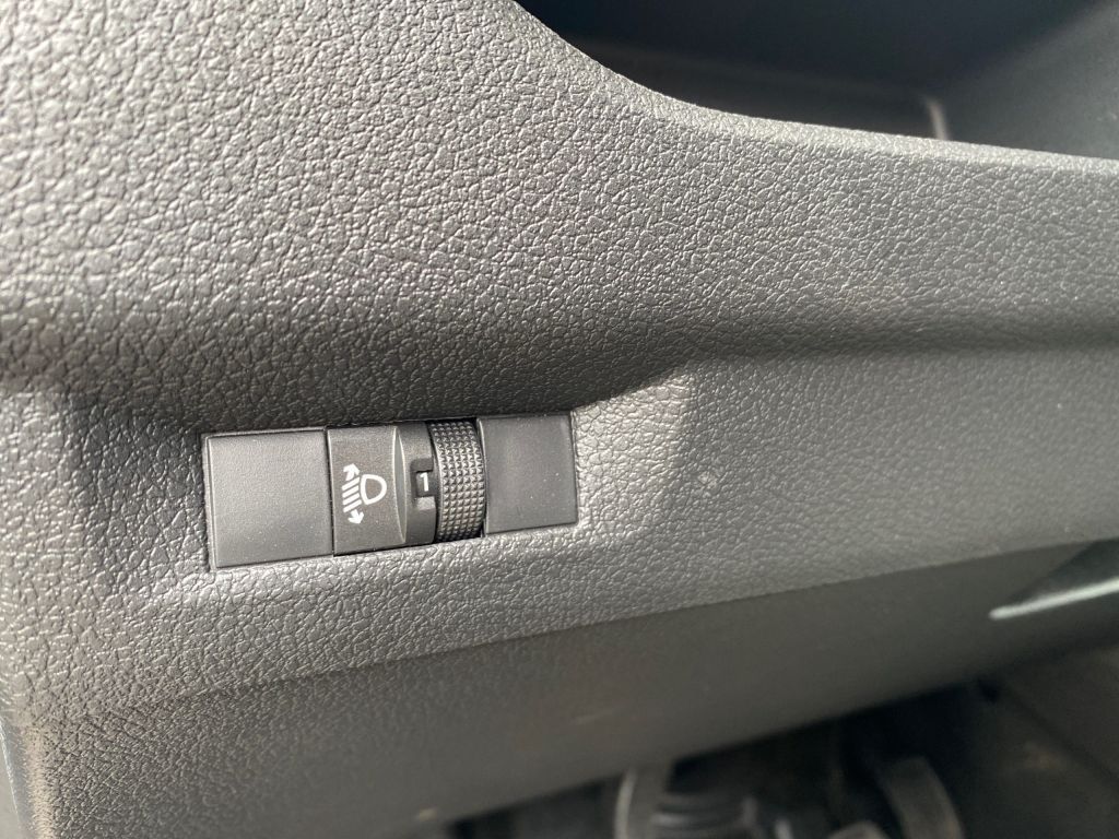 Fahrzeugabbildung Citroën Jumpy 1.5 BlueHDi 120 M *3 Sitze*Navi*Kamera*