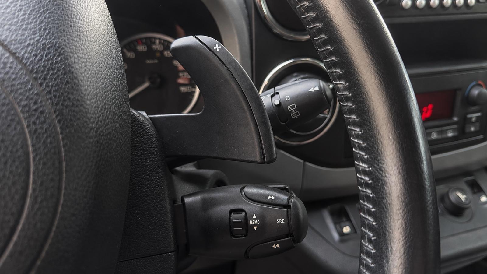 Citroën Berlingo Kombi Silver Selection*TÜVneu*Klima*AHK