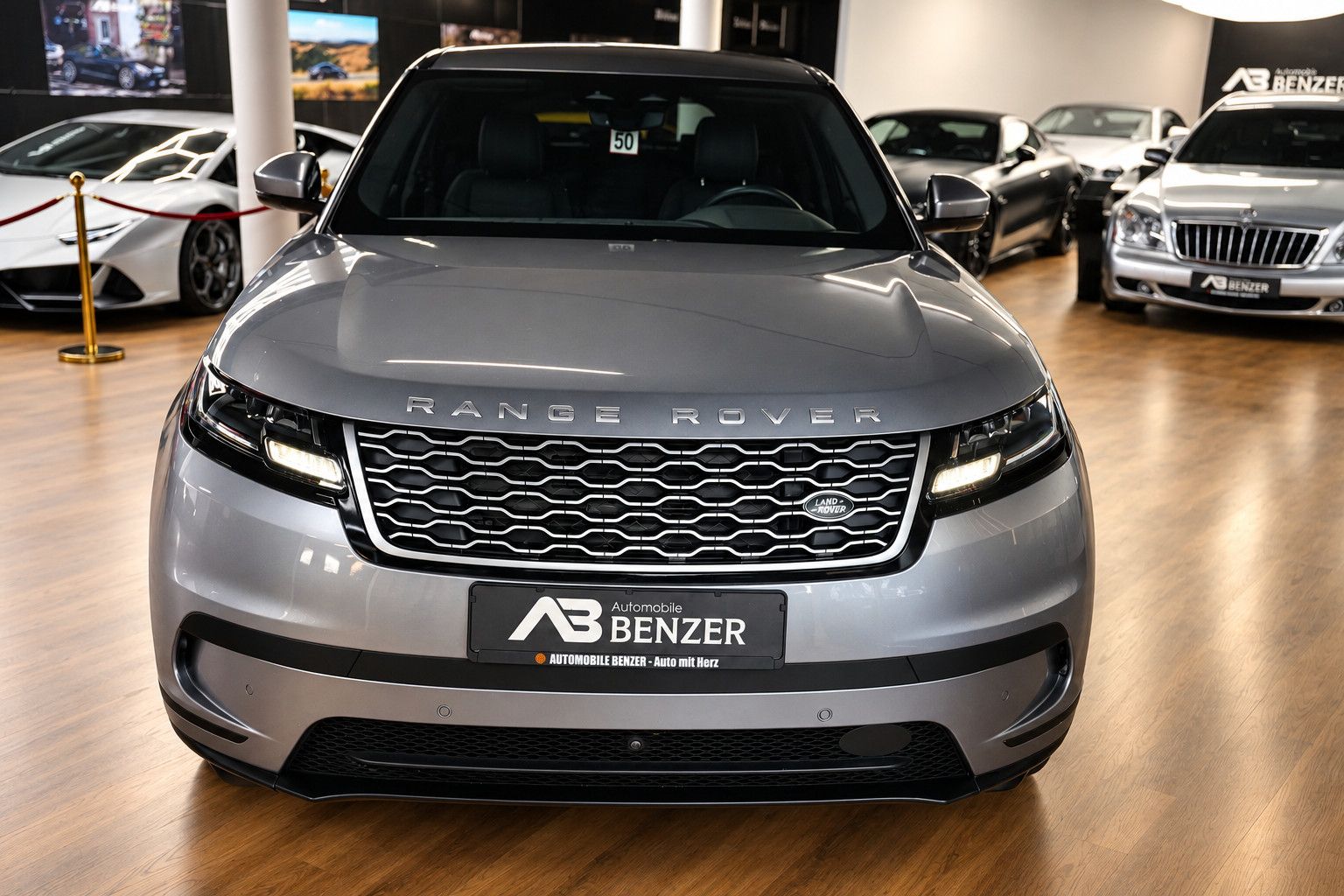 Fahrzeugabbildung Land Rover Range Rover Velar /360*Cam/LED/CapPlay/LEDER/