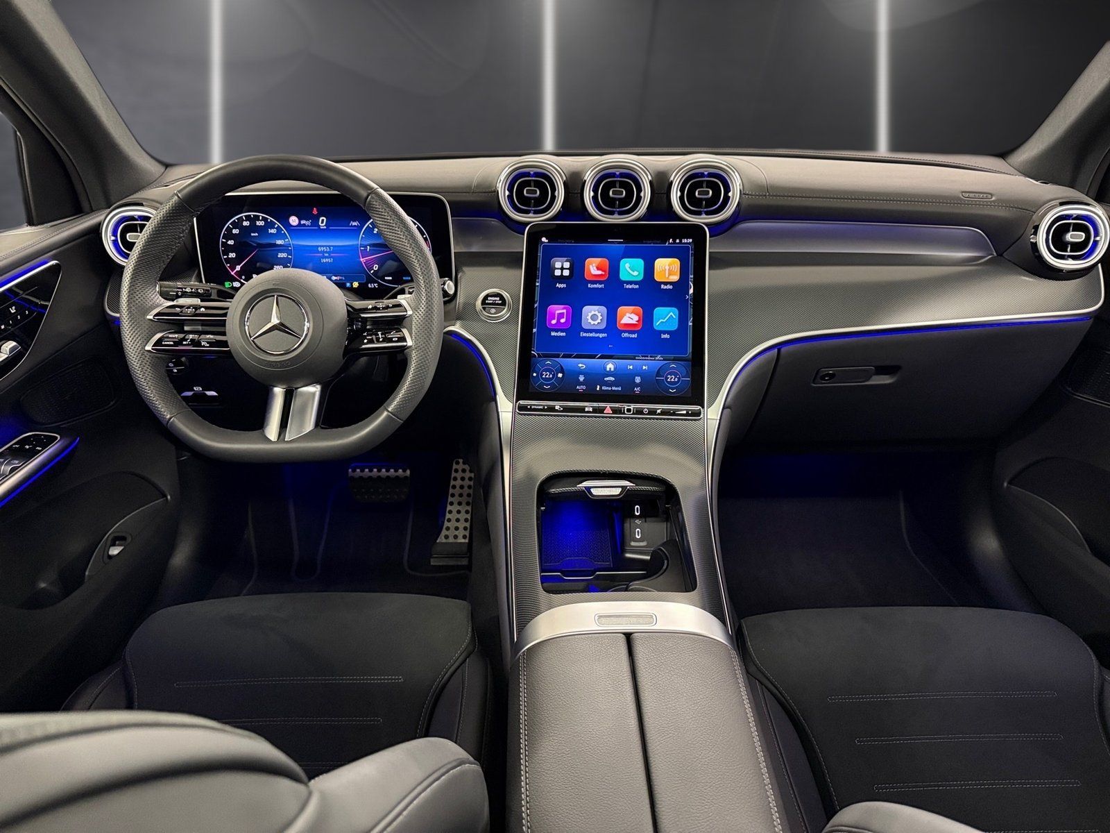 Fahrzeugabbildung Mercedes-Benz GLC 450 d 4M Edition AMG*Pano*Distro*Towink*AHK*