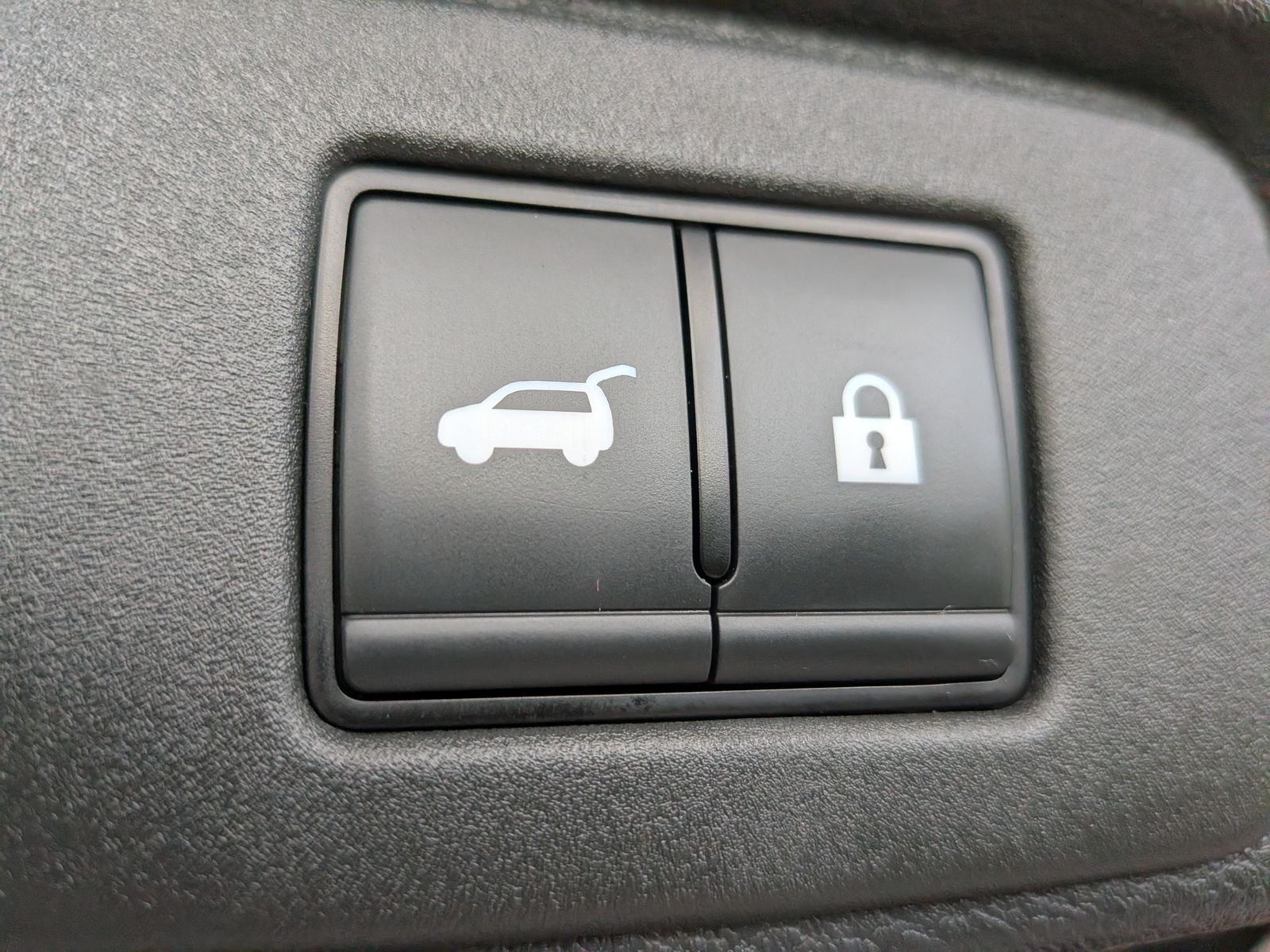 Fahrzeugabbildung Nissan X-Trail 1.5 e-Power N-Connecta ACC 360 Navi 12"