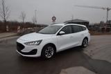 Ford Focus Turnier Cool & Connect/LED/1.HAND/8 FACH - Ford Focus: 1.8