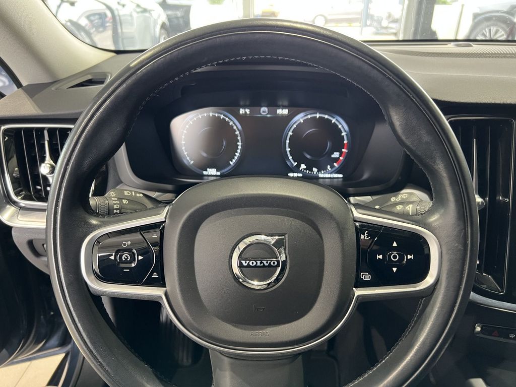 Volvo V60 B3 Momentum Pro BLIS Kamera LED WinterPro