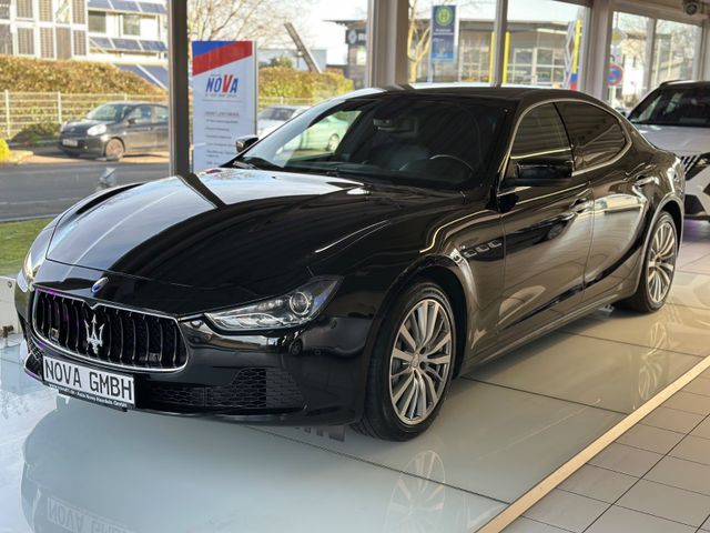 Maserati Ghibli 3.0 V6 Diesel*2.HAND*S-HEFT*8xALU*VOLL!