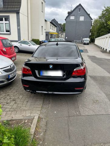 BMW E60 523