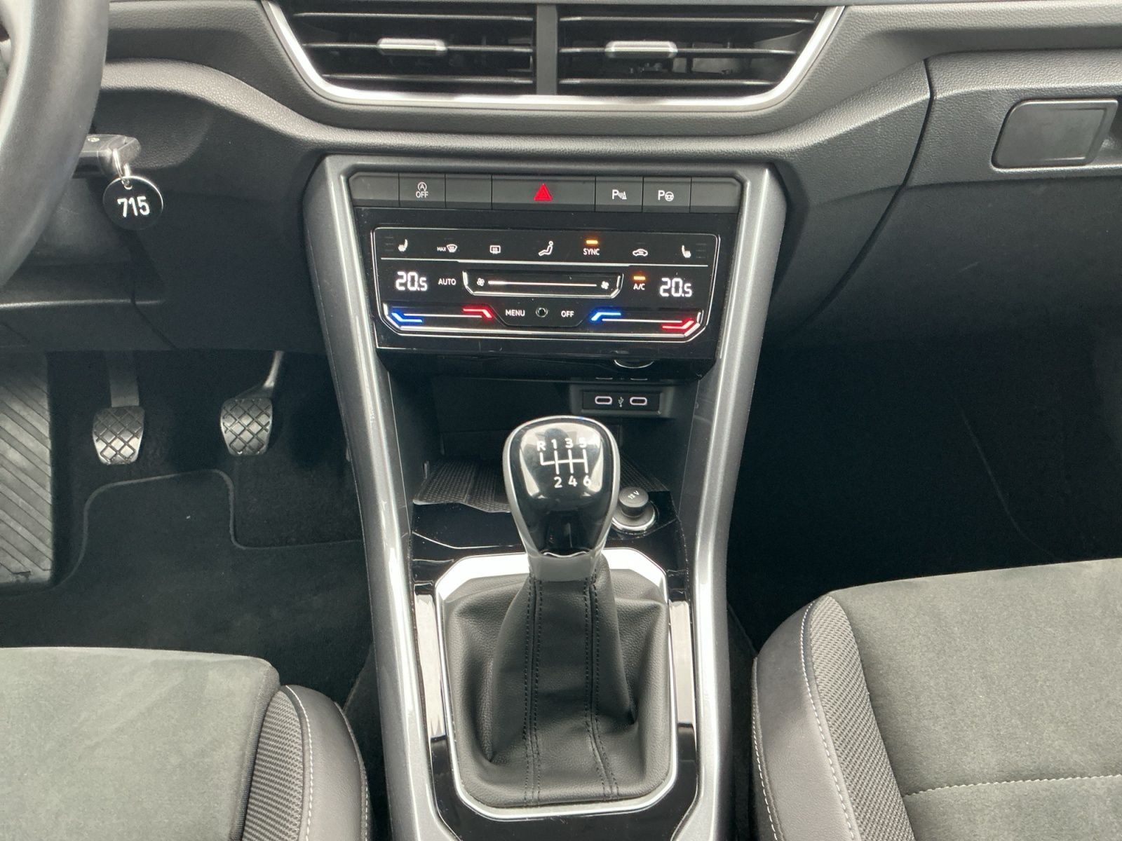 Volkswagen T-Roc - Bild 11