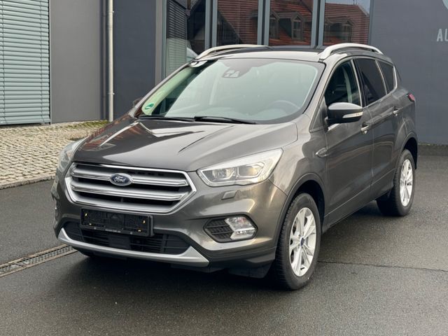 Ford Kuga 2.0 TDCI 4x4 Aut. Xenon AHK ACC SONY NAVI