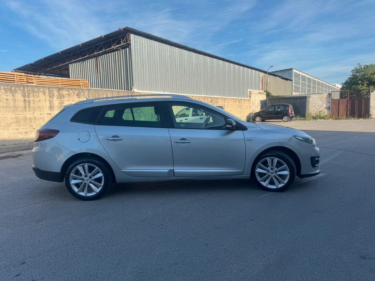 Renault Megane 2015 — photo 5