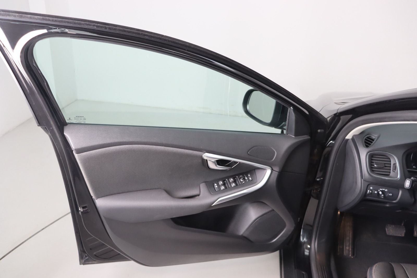 Fahrzeugabbildung Volvo V40 Cross Country * LED * Navi * RFK