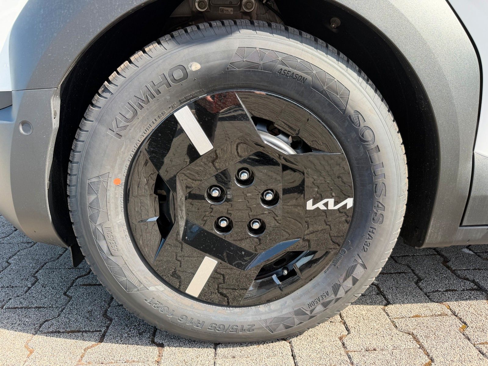 Fahrzeugabbildung Kia PV5 Cargo L2H1 71,2 Elite WP AW Laderaumausklei