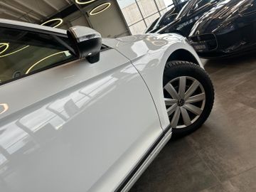 MYAUTOCENTER – Gebraucht- und Jahreswagen mit Werkstattservice in Pfaffenhofen Volkswagen Passat *AHK*ACC*KLIMAAUTO*LED*NAVI*1.HAND*