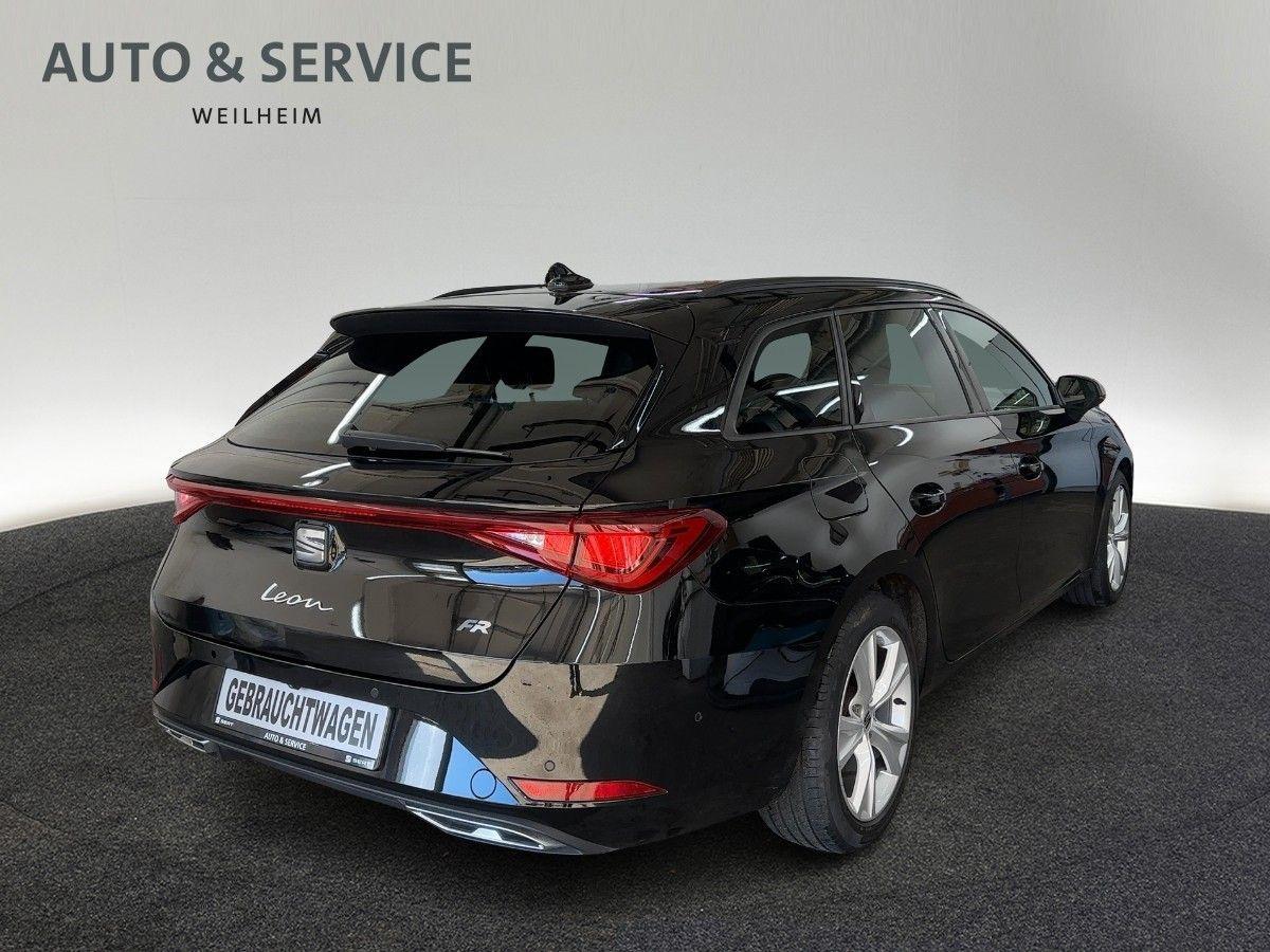 Seat Leon Sportstourer 1.5 eTSI  FR DSG*NAVI*AHK*ACC*
