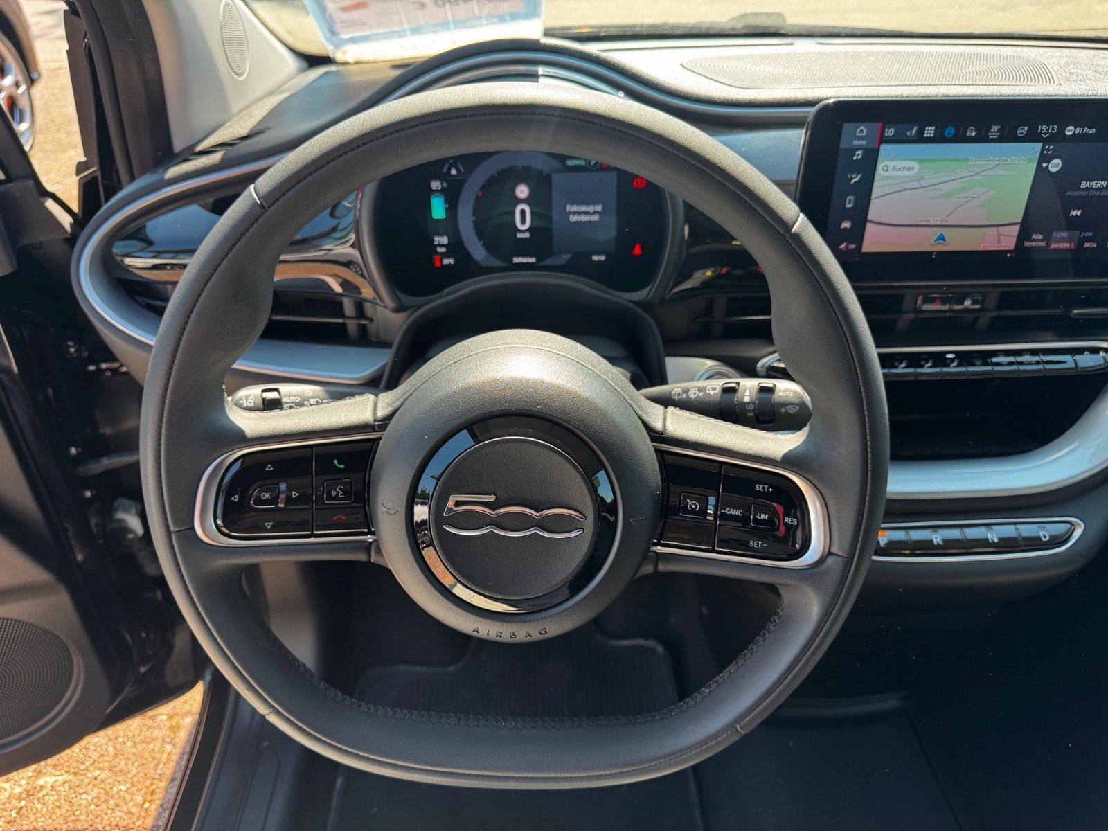 Fahrzeugabbildung Fiat 500 e Icon
