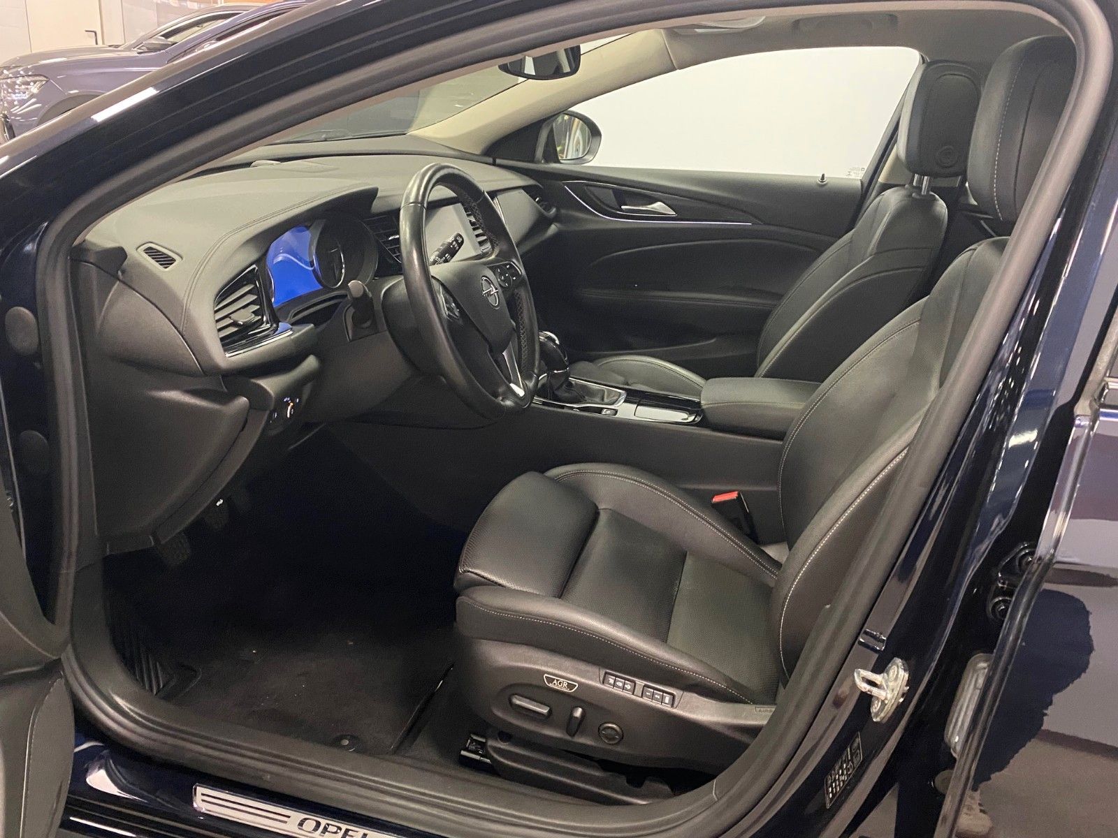 Fahrzeugabbildung Opel Insignia 1.5 Turbo Business Innovation ST+PANORA