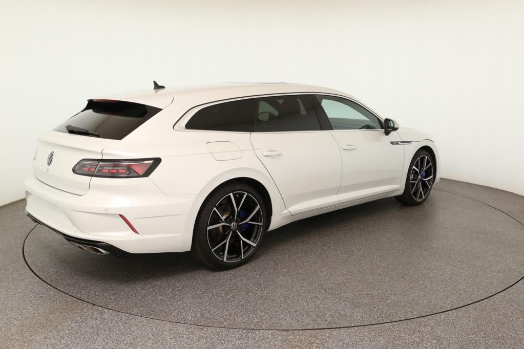 Volkswagen Arteon R SB 4M 2.0 FSI 235kW AHK*RFK*PDC*NAV