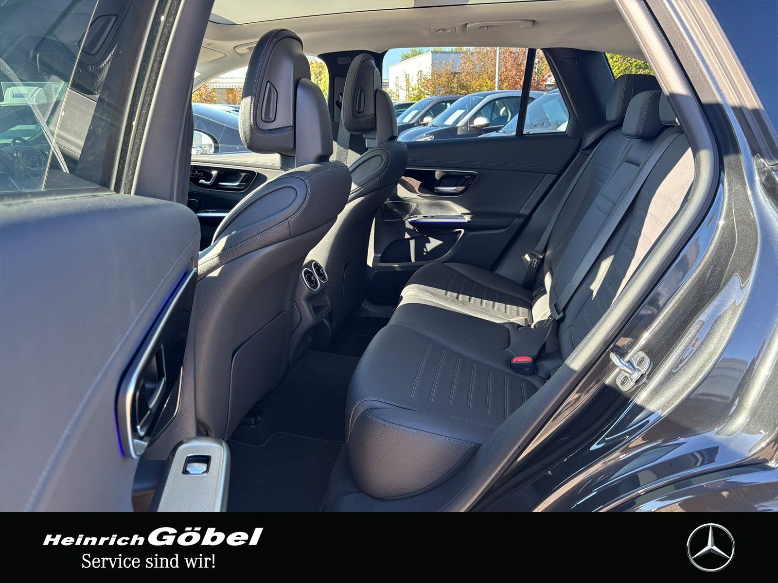 Fahrzeugabbildung Mercedes-Benz GLC 220 d 4M EDITION AMG PANO*STANDHEIZ*AHK*AMBI