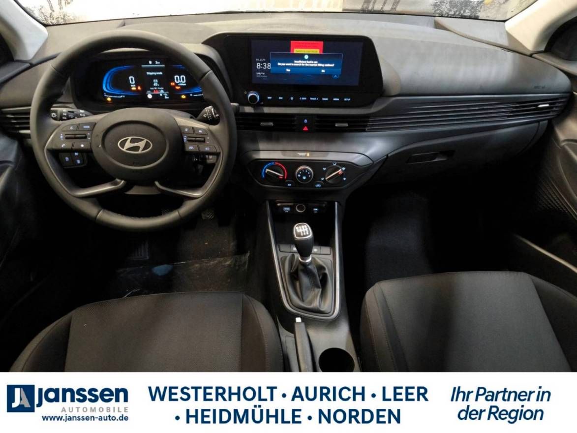 Fahrzeugabbildung Hyundai BAYON Select PDC Navi Klima Start-Stopp Rückfah