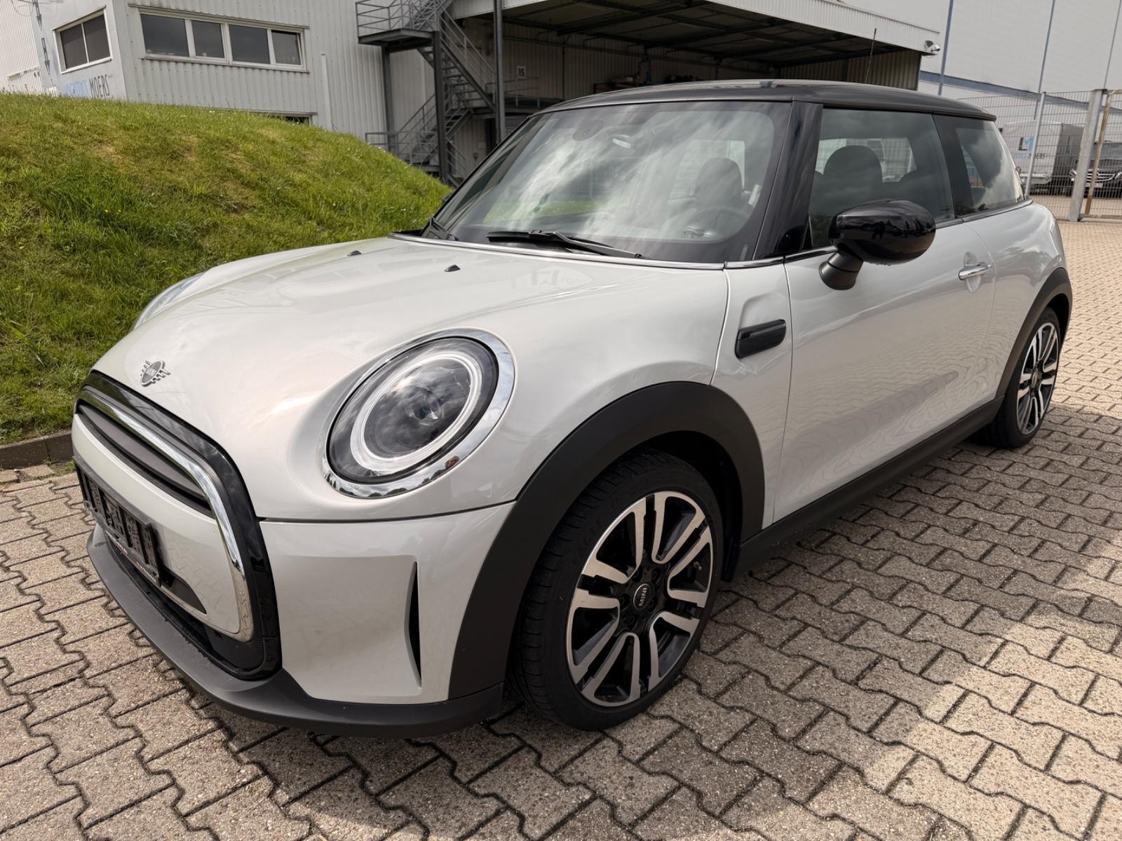 MINI Mini Cooper Classic Trim Automatik 17"