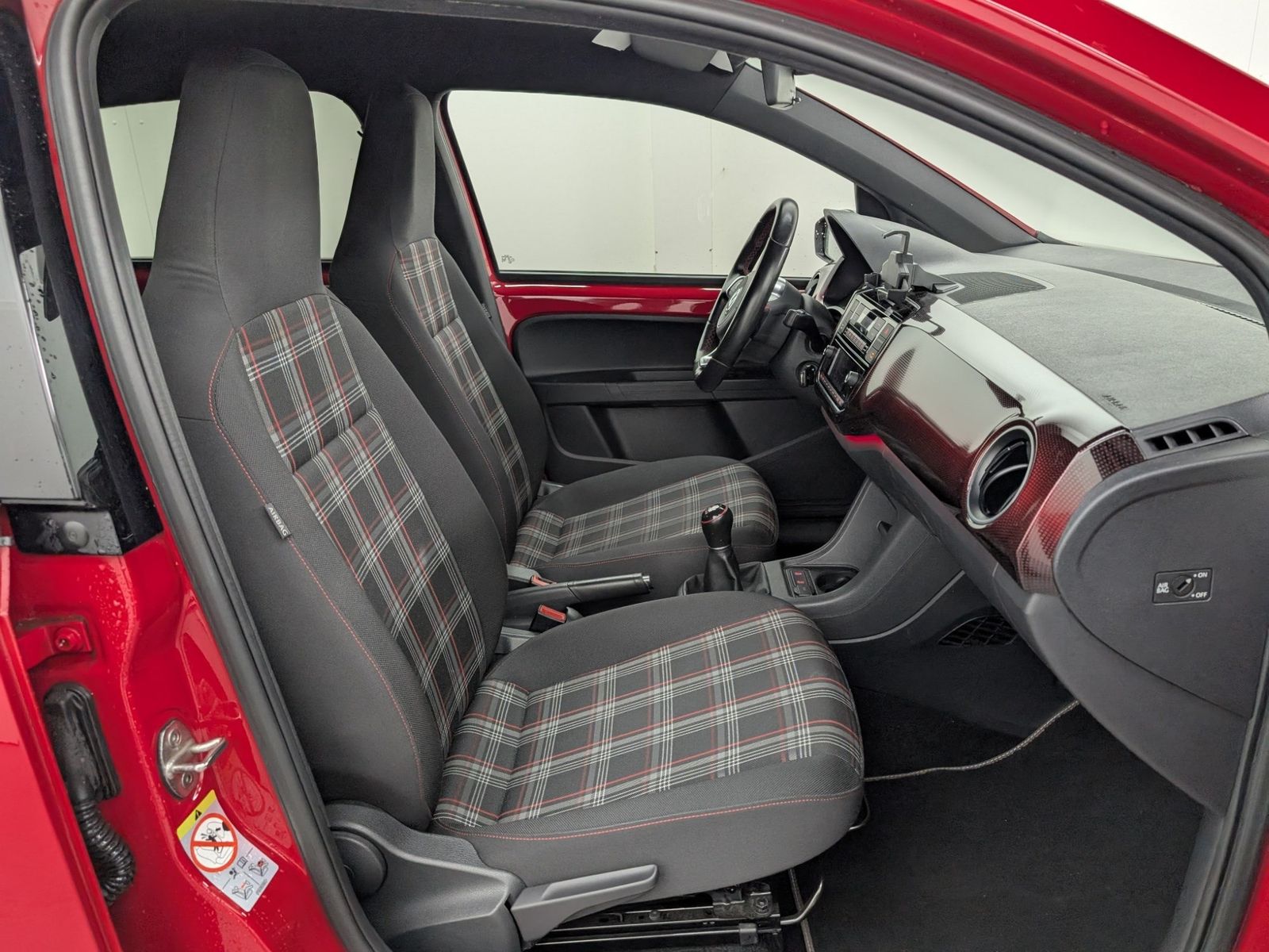 VW up ! GTI 1.0 TSI SHZ LED DAB – Bild 14
