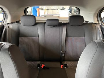 Mercedes-Benz A 200 A -Klasse *NAVI*PDC*SPURASSIST*TEMPOMAT*
