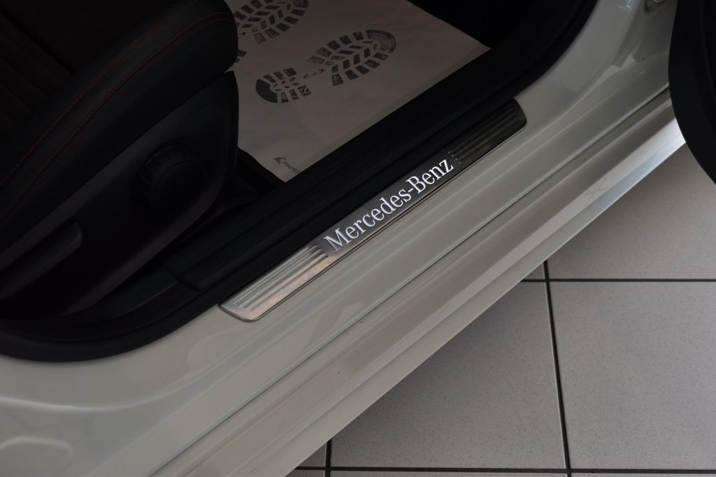 MERCEDES-BENZ A 250 Sport~AMG~Automatik~Navi~Business~LED MERCEDES-BENZ A 250 Sport~AMG~Automatik~Navi~Business~LED