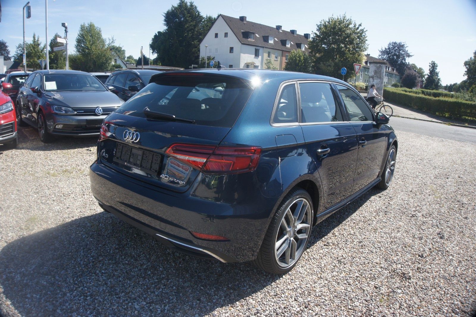 Fahrzeugabbildung Audi A3 Sportback 40 e-tron NAVI LED SHZ