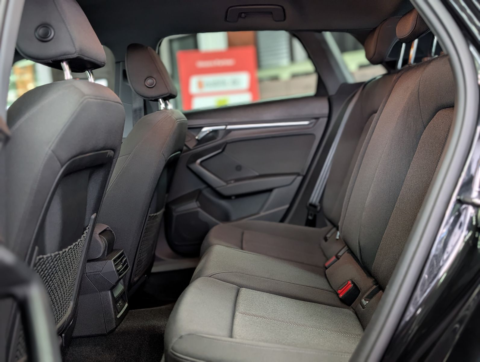 Imagen del vehículo Audi A3 30 TDI S-Line VIRT KAM LED SHZ APP NAVI 17