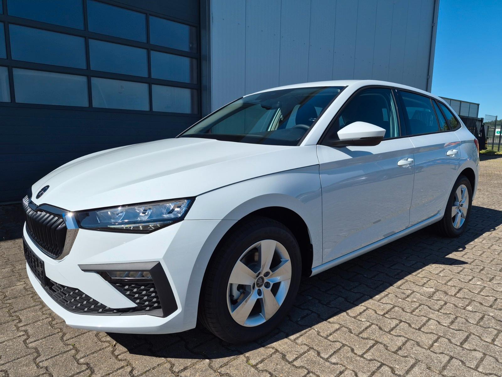 Skoda Scala 130 Jahre VorbAHK/APP/Kam/5 Jahre Garantie