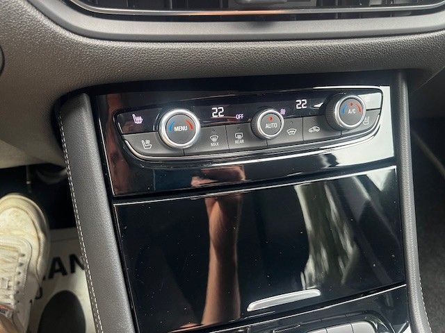 Opel GRANDLAND HYBRID 1.6 PHEV