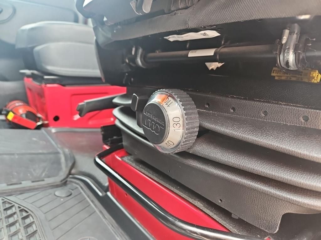 Fahrzeugabbildung Mercedes-Benz Sprinter 315 Tourer L2H1 RWD 8 Sitze LED RFK EDW