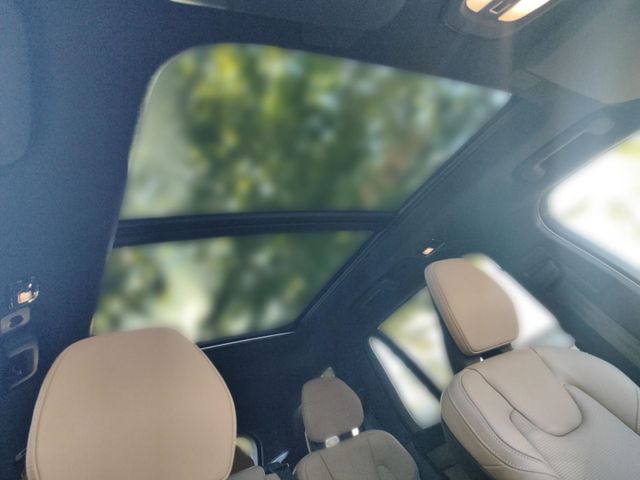 VOLVO XC 90 (Bild 21 von Array)
