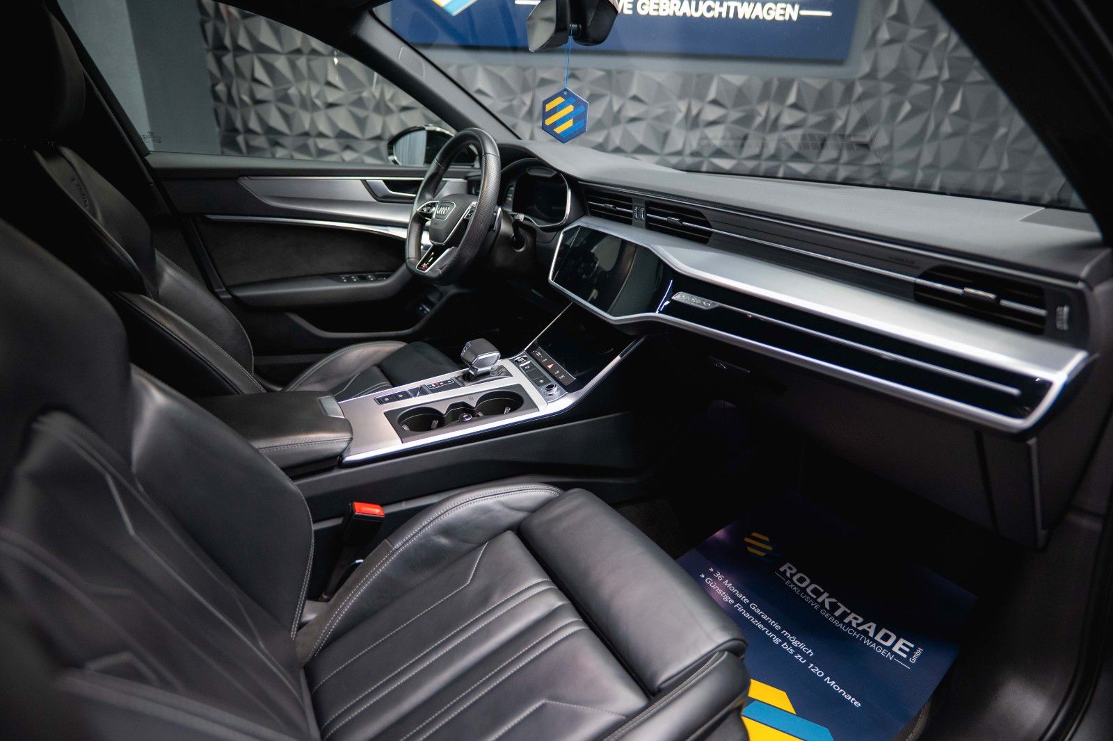 Fahrzeugabbildung Audi A6 Avant 55 TFSIe quattro S-Line Sport *LED*B&O*