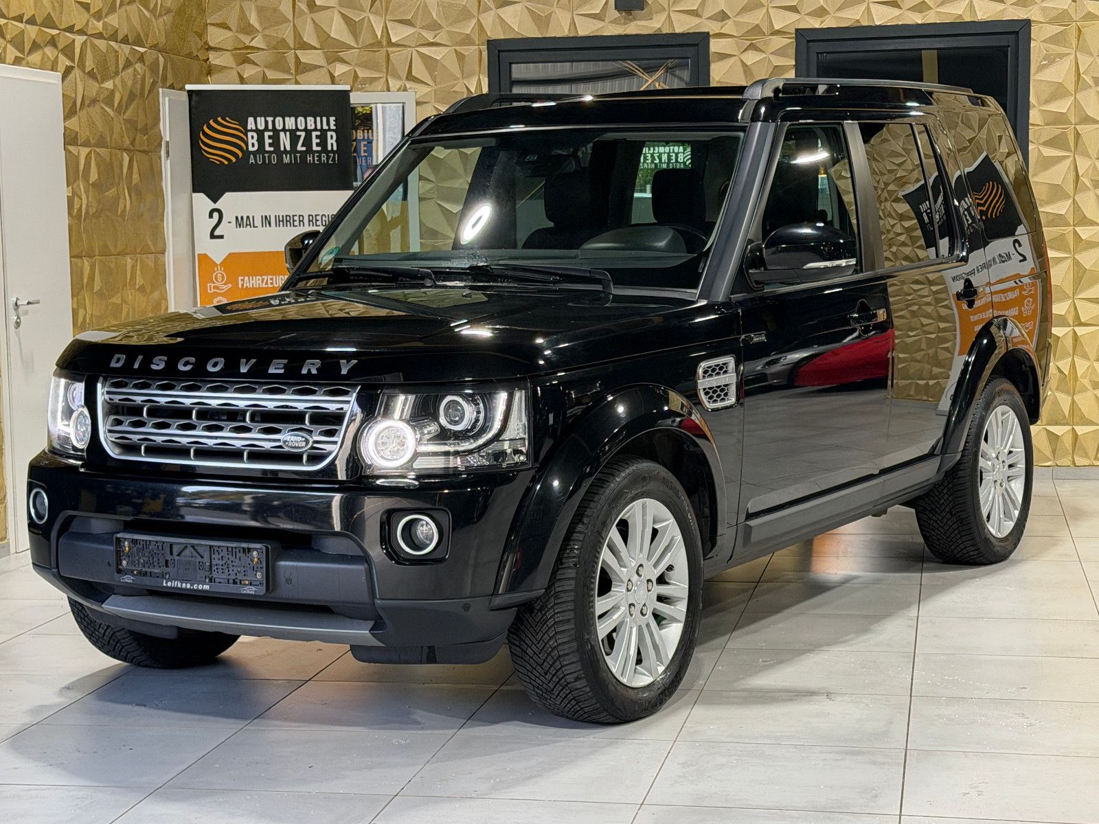 Fahrzeugabbildung Land Rover Discovery 4 SDV6 HSE/1-HAND/DEUTSCH/VOLL/PANO/LE