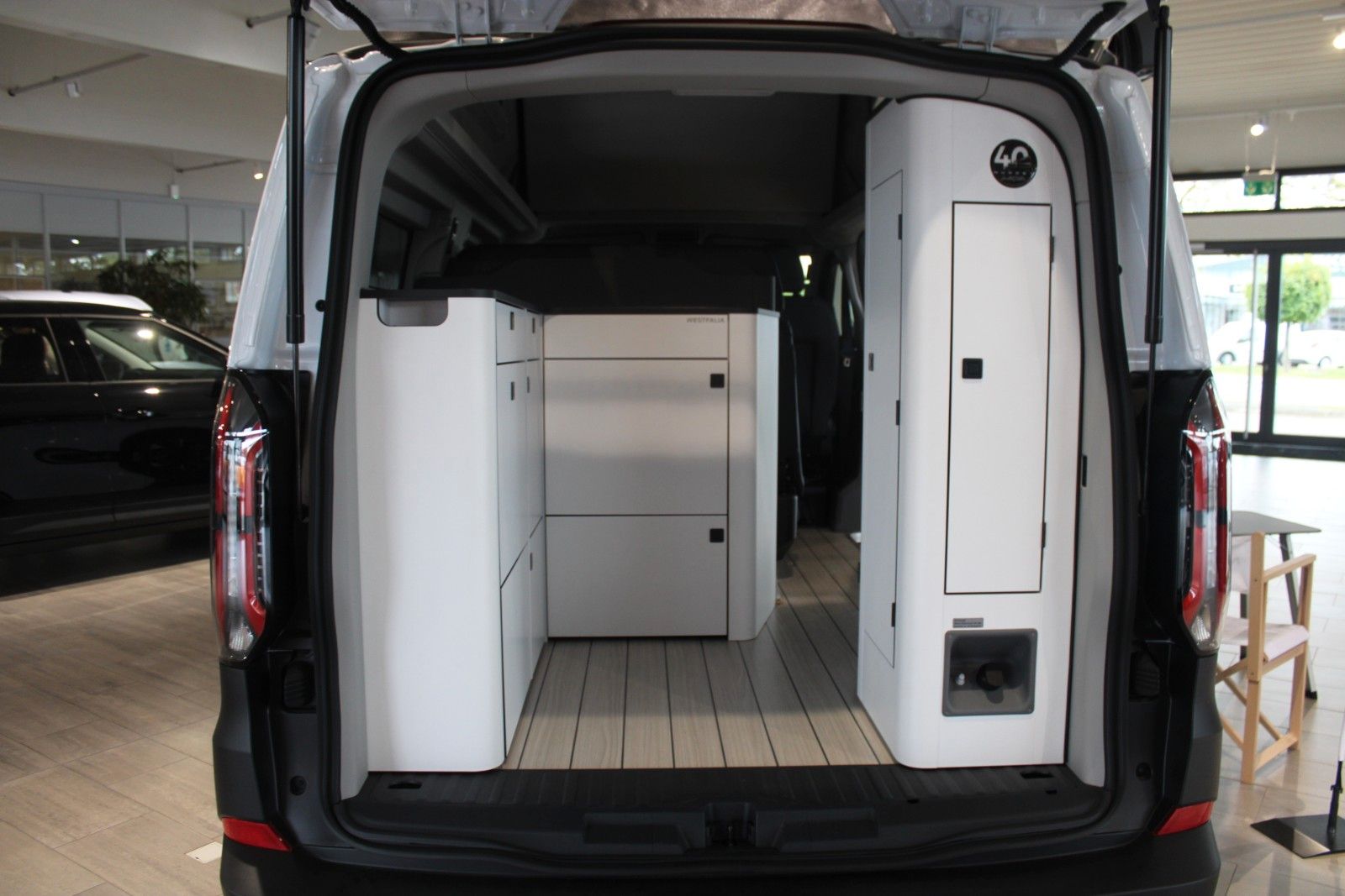 Fahrzeugabbildung Ford NUGGET L2 Active 40 JAHRE EDITION Aufstelldach