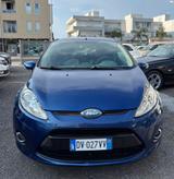 Ford Fiesta 1.4 TDCi 70CV 3 porte Titanium - Ford Fiesta mit Diesel-Antrieb: 1.4