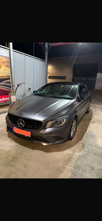 Image of Mercedes-Benz CLA 220