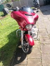 Harley-Davidson Street Glide  5HD  Jekill - Motorräder in Bonn