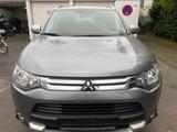 Mitsubishi Outlander Diamant Edition 4WD - Mitsubishi Outlander in Leverkusen