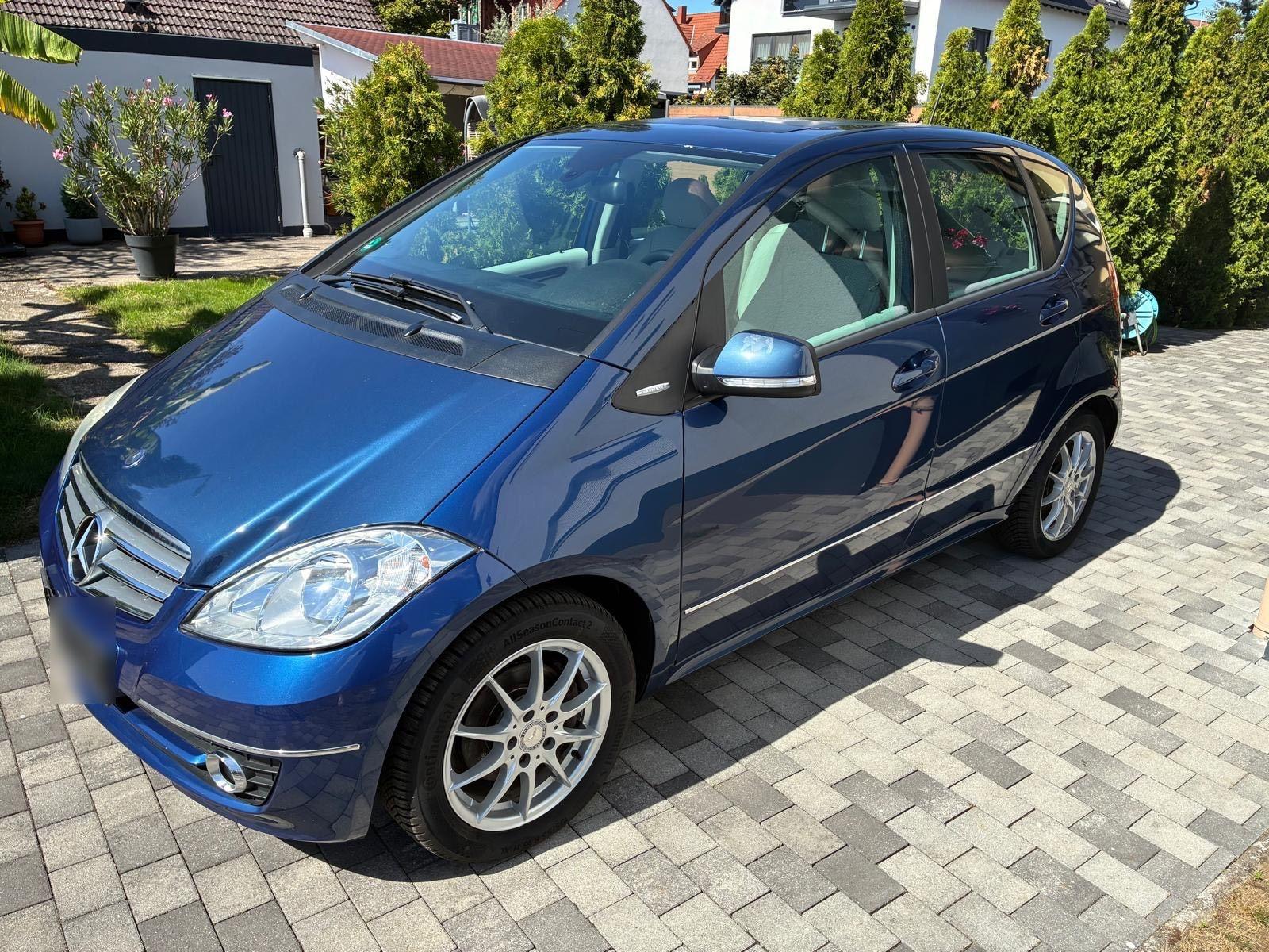Mercedes-Benz A180, 2010