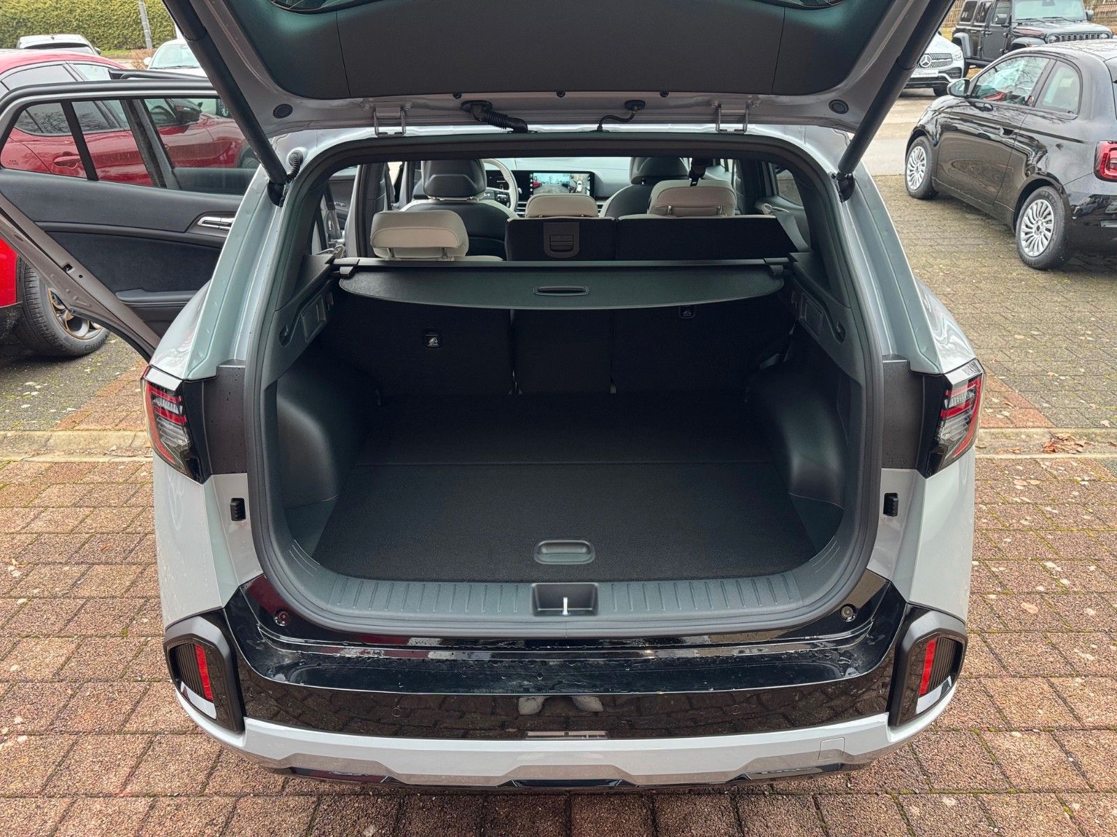 Fahrzeugabbildung Kia SPORTAGE 180PS AWD DCT GTL DRI GD SOUND