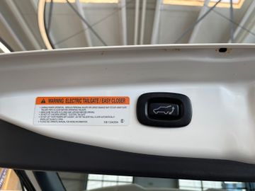 MYAUTOCENTER – Gebraucht- und Jahreswagen mit Werkstattservice in Pfaffenhofen Mitsubishi Outlander Active+ 4WD *1. Hand*AHK*Bi-LED*