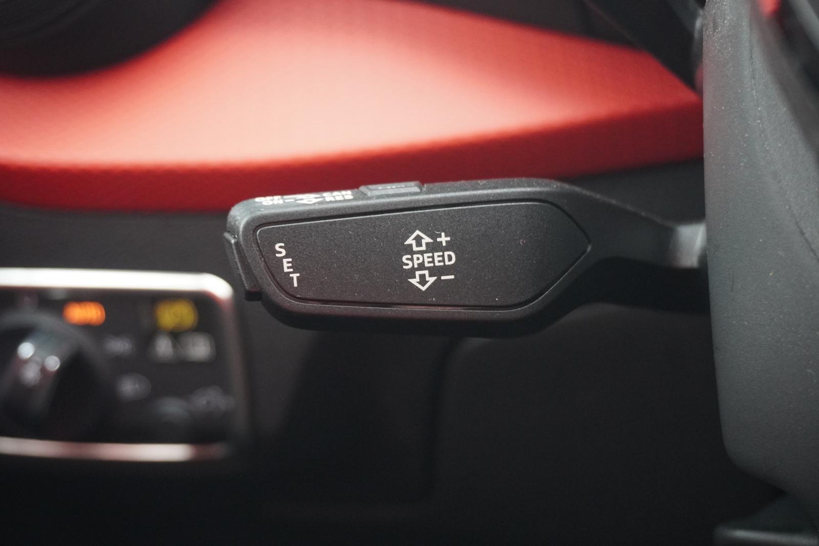 Audi Q2 1.0 TFSI Sport LED Navi Tempomat Sitzheizung