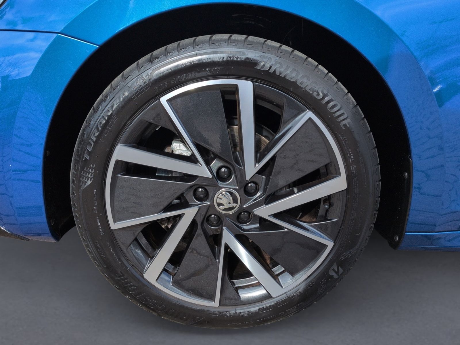 Octavia 1.5 TSI DSG Sportline KAMERA+MATRIX+NAVI