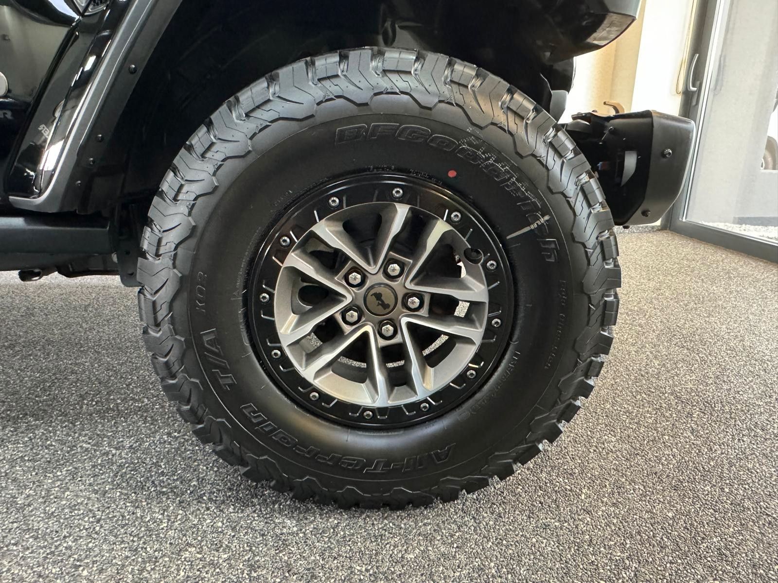 Fahrzeugabbildung Jeep RUBICON 392-6.4L HEMI V8-RECON 35"-STEEL BUMPER