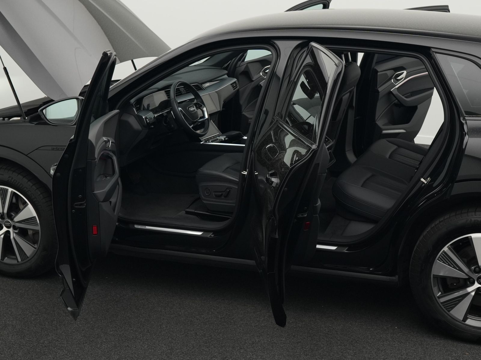 Audi Q8 e-tron - Bild 32