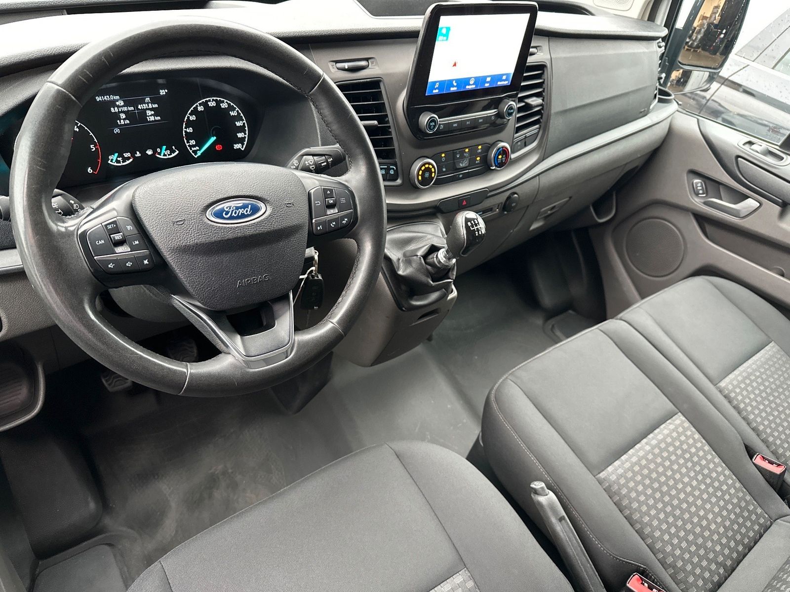Fahrzeugabbildung Ford Transit Custom 280 L1H1 SORTIMO+NAV+KAMERA+PDC