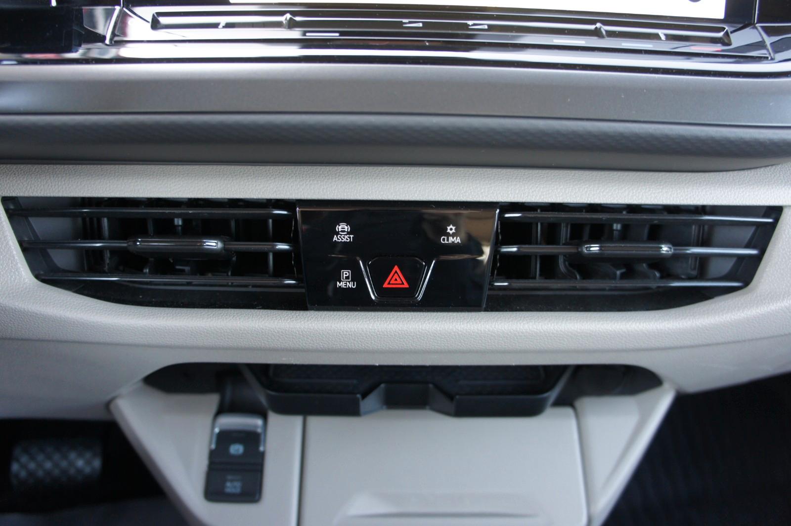 Volkswagen T7 Multivan 2.0 TDI DSG lang *LED*NAVI*AHK*