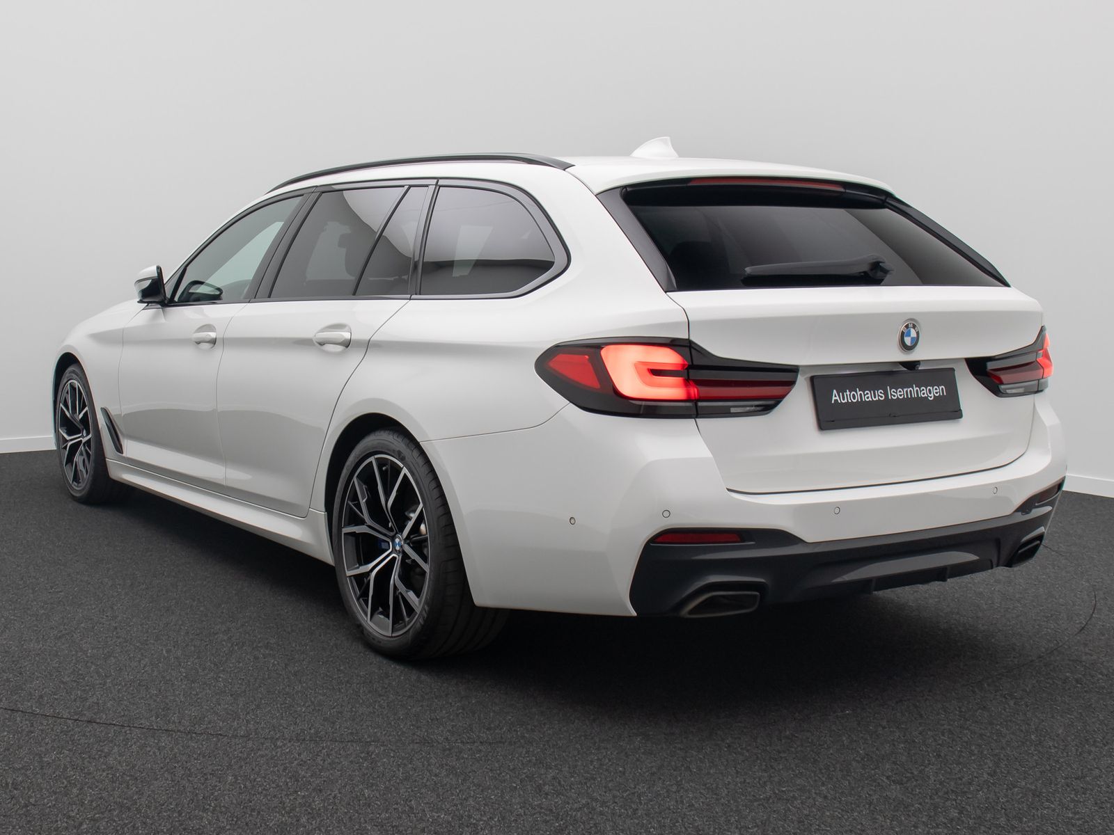 Fahrzeugabbildung BMW 540d xD M Sport Panorama Kamer Laser HUD DAB H/K