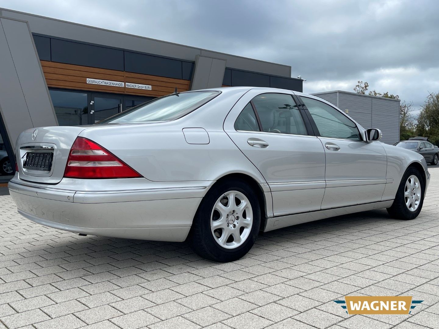 Fahrzeugabbildung Mercedes-Benz S 320 Scheckheft